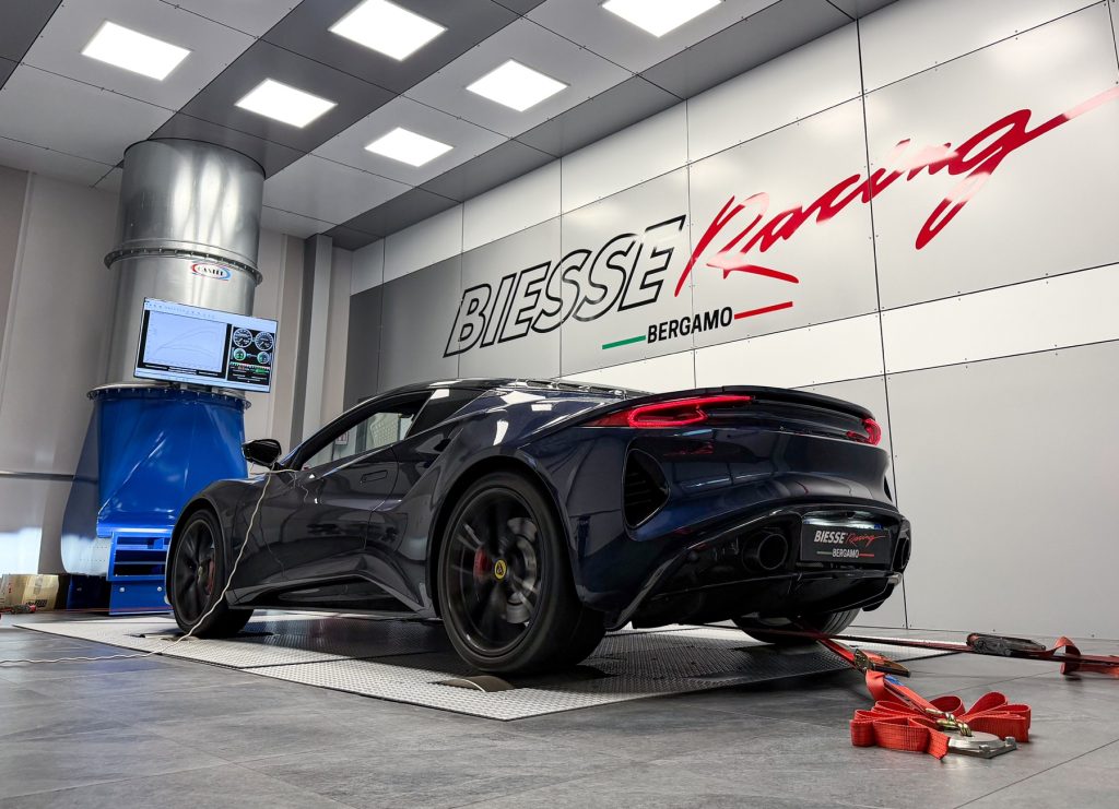 LOTUS_EMIRA_rear360CV_ORIGINALE+STAGE2_GV055YC